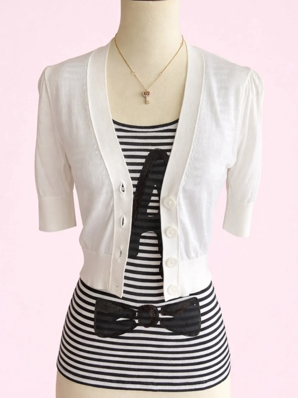 Banana Republic White Short Sleeve V‑Neck 4 Button Cardigan SZ XS EUC - Picture 5 of 8